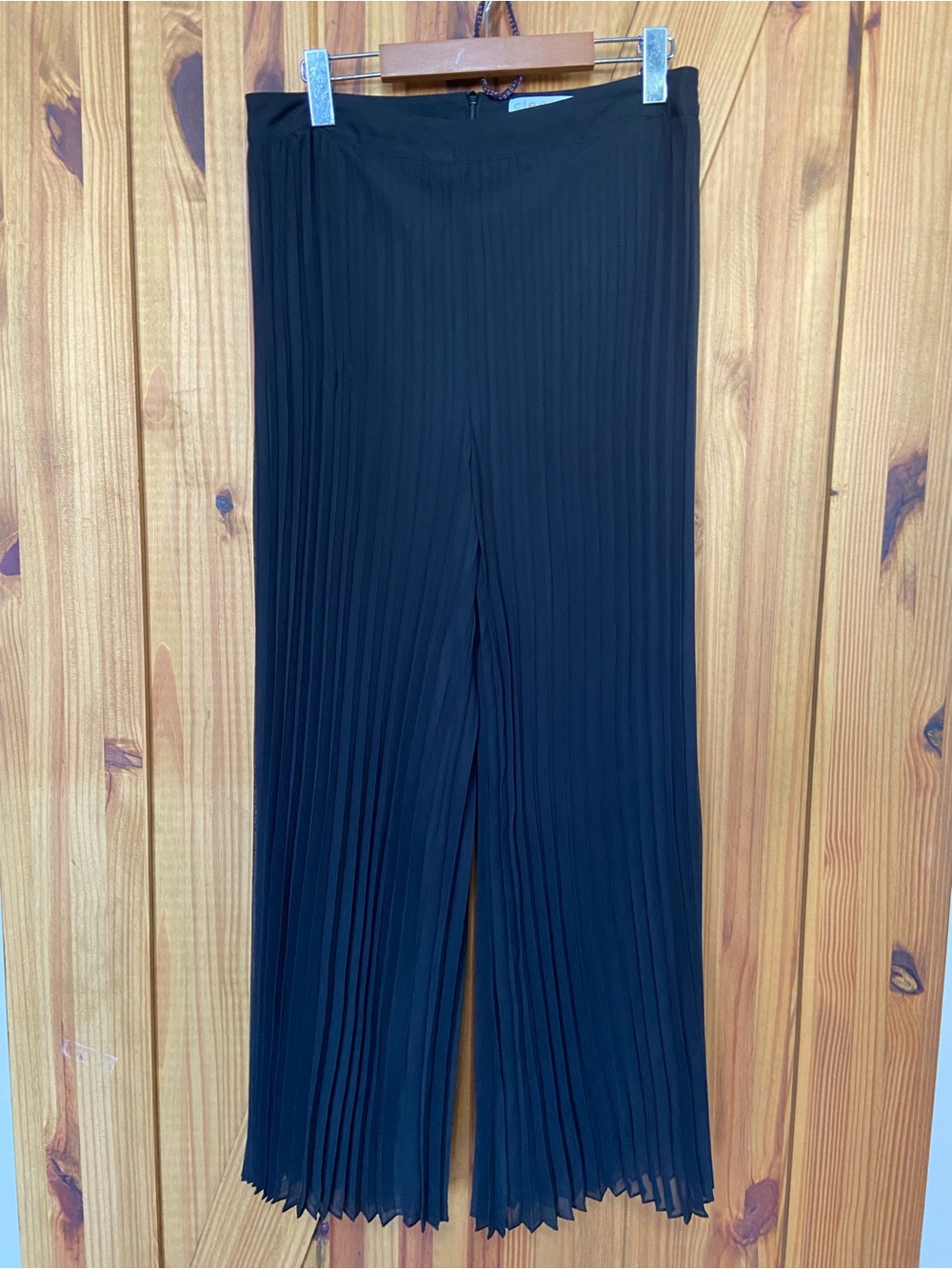 cleo Black Pleated Wide-Leg Pants lined, back zipper Casual office wear